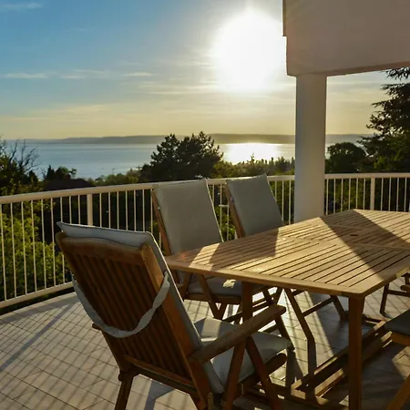 Villa Panorama Akarattya